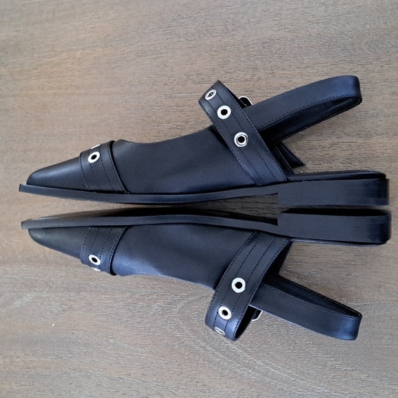 Quince Italian Leather Bold Buckle Slingback - Color: Black - Size: 9 - Picture 6 of 10